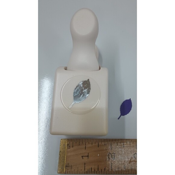 Martha Stewart Green Leaf Rose Fall Autumn Scrapbook Craft Paper Punch - Picture 1 of 3